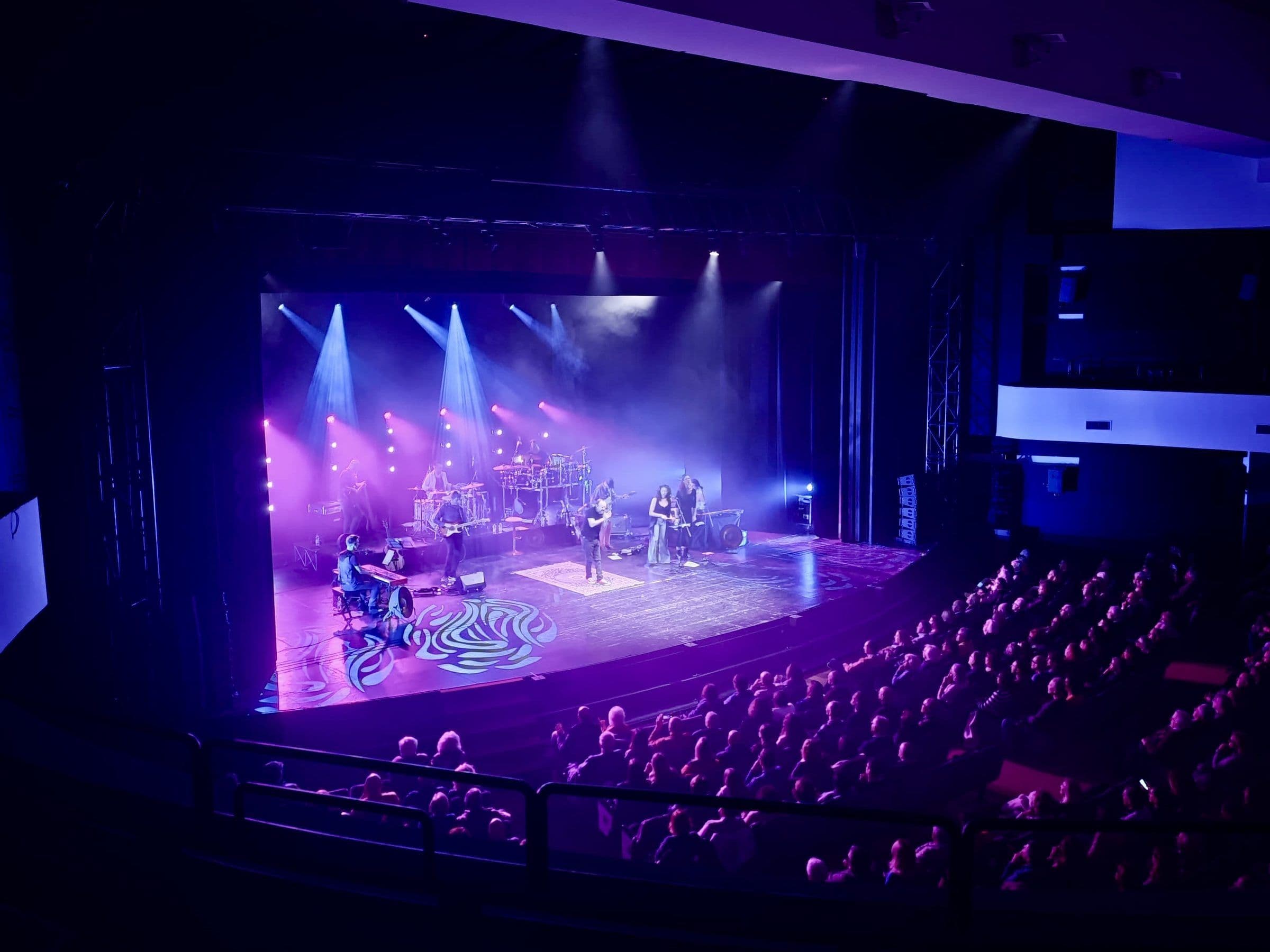 Concerto in teatro con impianto audio e luci AudioLight Service